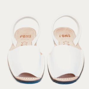 White Pons Menorca Handmade In Spain Sandals size 9